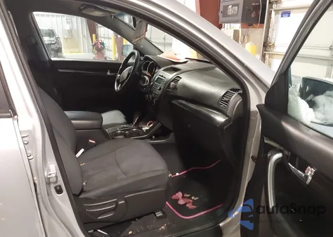 2012 Kia Sorento Lx from USA, damaged, VIN 5XYKT3A68CG209196